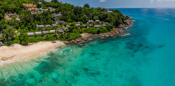 Maldives vs Seychelles: Choosing Your Island Paradise 