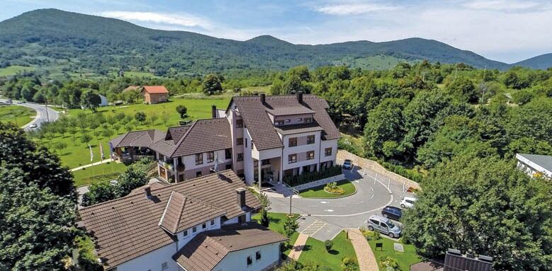 Hotel Degenija, thumbnail