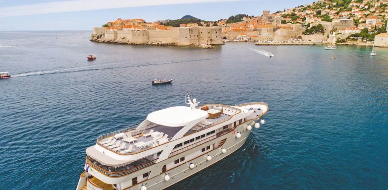 mama marija, dubrovnik view