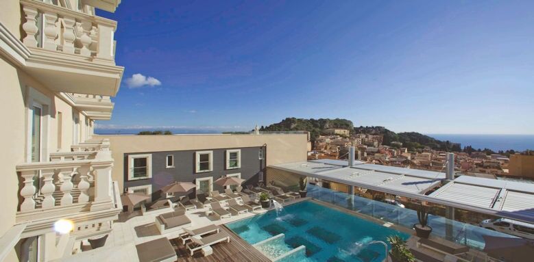 Pool and view