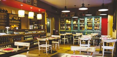Al Cappello Rosso, view of restaurant