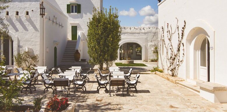 Il Melograno, exterior view of hotel