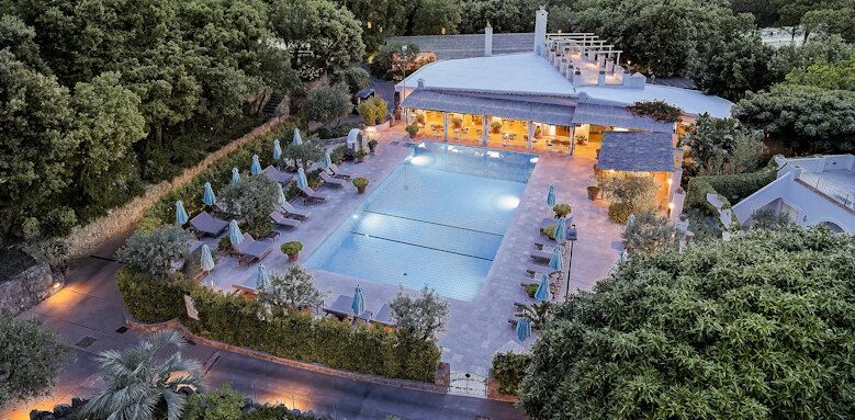 Botania Relais, outdoor pool