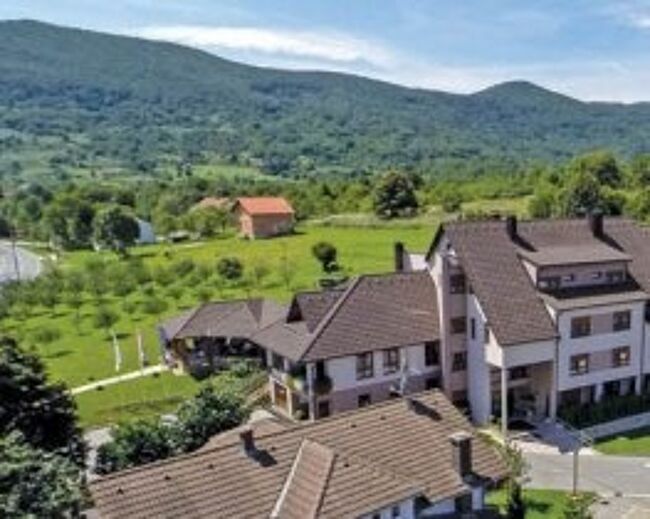 Hotel Degenija, thumbnail