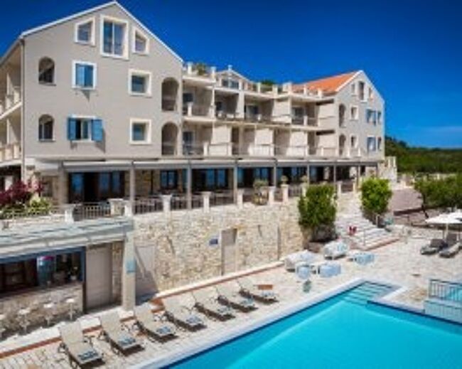 Almyra Hotel, thumbnail