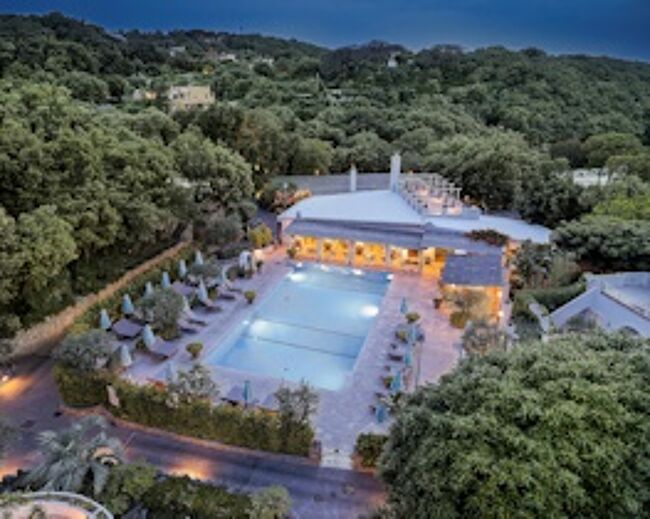 Botania Relais & Spa, pool area