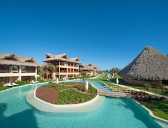 Zoetry Agua Punta Cana, pool and new buildings