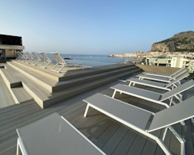 Sunset Hotel, swimming pool and view