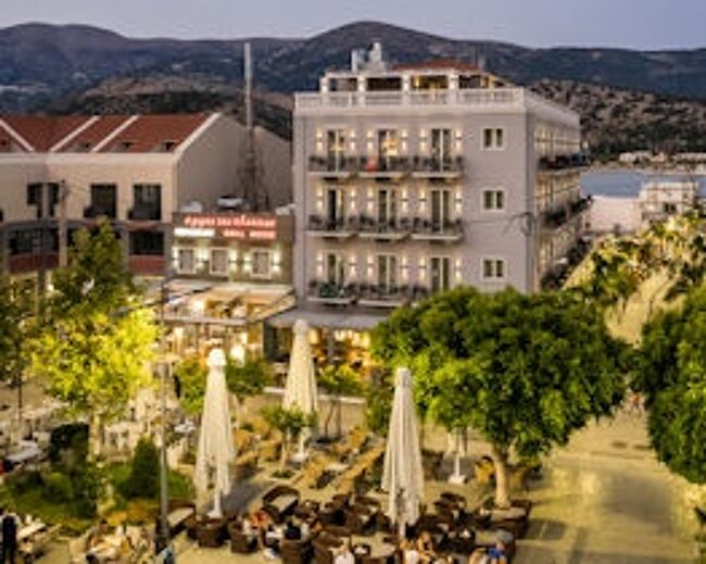 Aenos Hotel