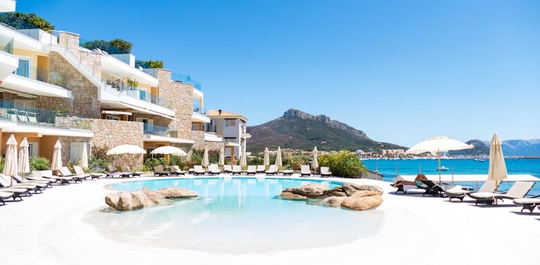 Gabbiano Azzurro Hotel & Suites, exterior