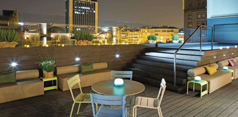 Gallery Hotel, rooftop