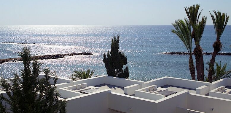 Almyra, view