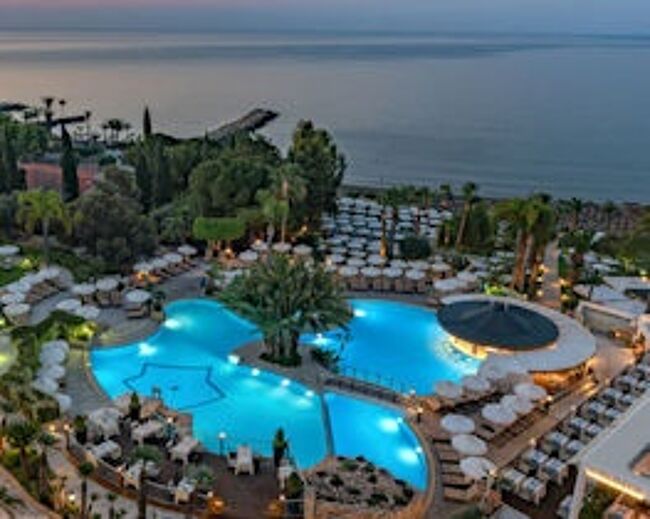 Mediterranean Beach, building