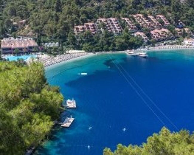 Hillside Beach Club