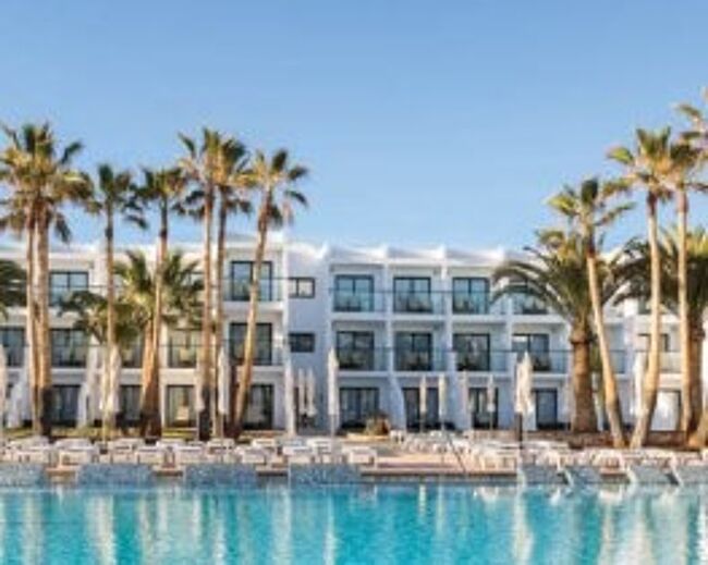 Grand Palladium White Island Resort & Spa