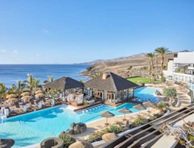 Secrets Lanzarote Resort & Spa, hotel and pool