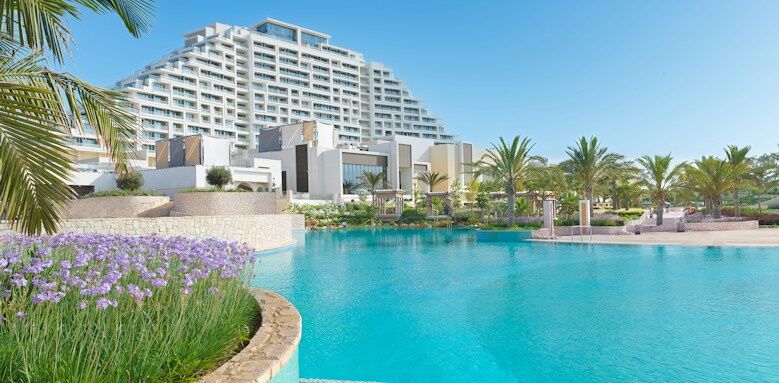 City of Dreams Mediterranean, pool