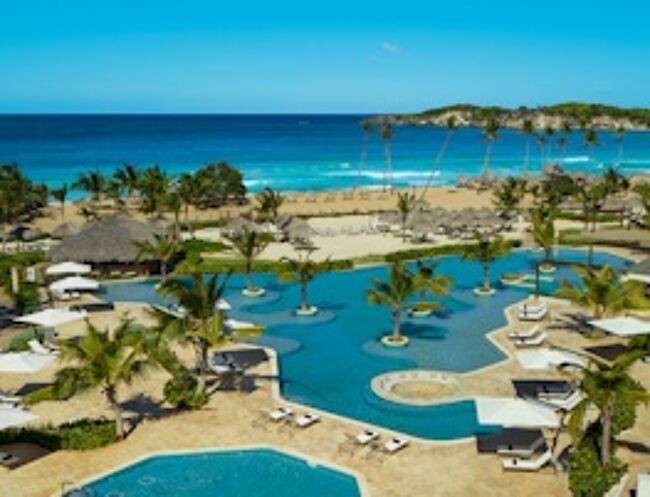 Dreams Macao Beach Punta Cana, Infinity pool aerial view