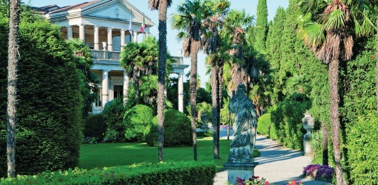 Palace Hotel Villa Cortine, facade