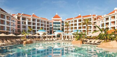 Hilton Vilamoura, pool area