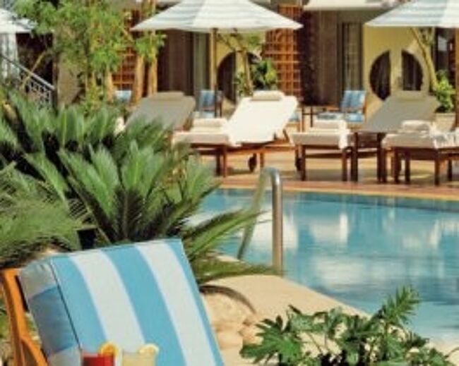 Four Seasons Hotel at Nile PLaza