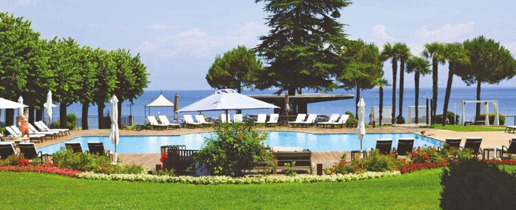 Luxury Padenghe Sul Garda Holidays